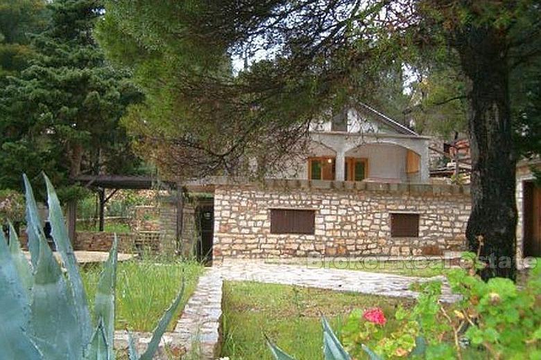 Kuća prvi red do mora - otok Brač