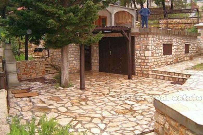 Kuća prvi red do mora - otok Brač