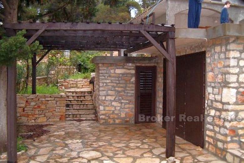Kuća prvi red do mora - otok Brač