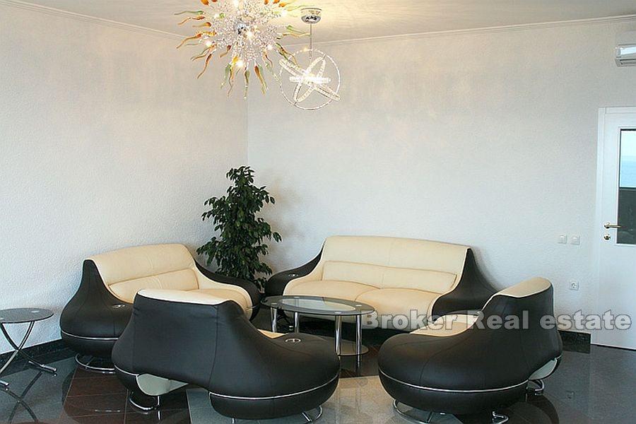 Near Opatija, magnificent villa with open sea views