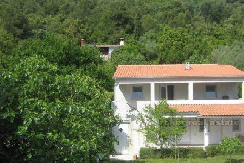 Hus - ö nära Zadar