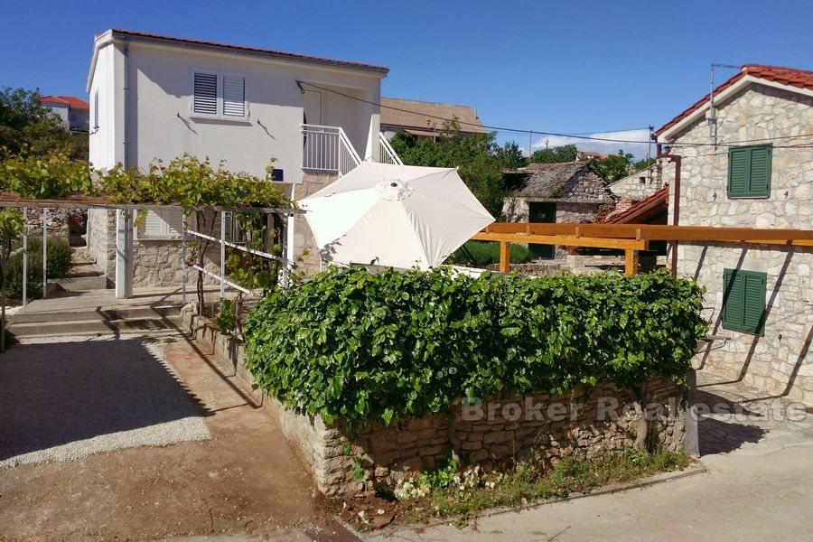 Остров Сольта, отремонтированный 2-этажный дом