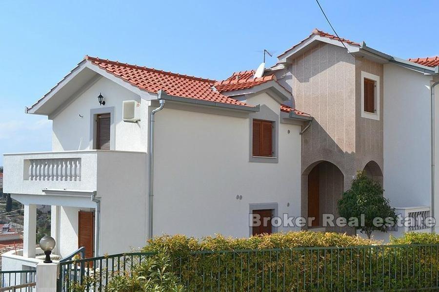 Île de Ciovo, maison avec piscine