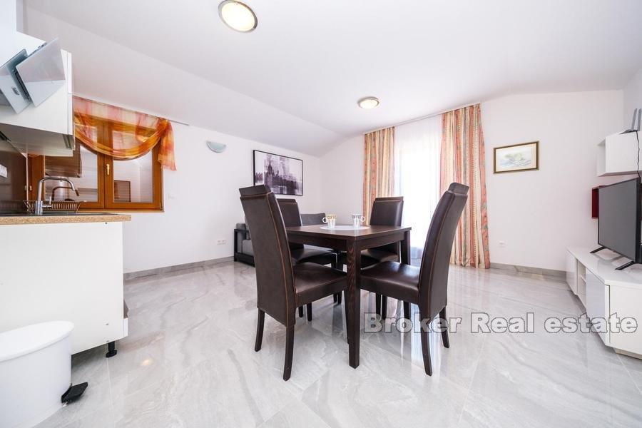 Île de Ciovo, maison avec piscine