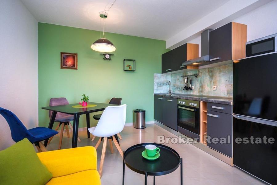 Île de Ciovo, maison avec piscine