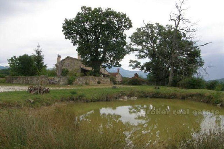 Eko selo s 9 kuća - Pazin