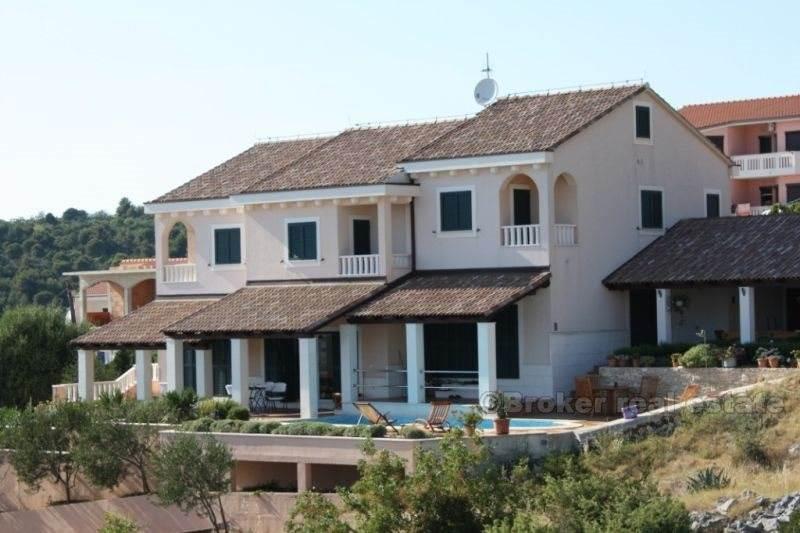 Island Ciovo, beautiful luxury villa with swimming pool
