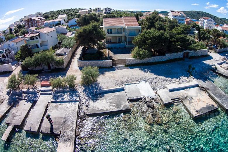 Vicino a Rogoznica - Bella casa semi-indipendente