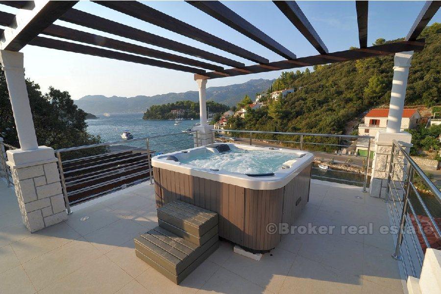 Willa pierwszym rzędzie do morza - Korcula