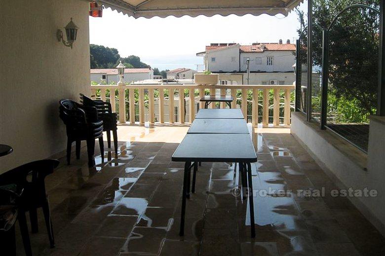 Hotel con vista mare - zona Omiš