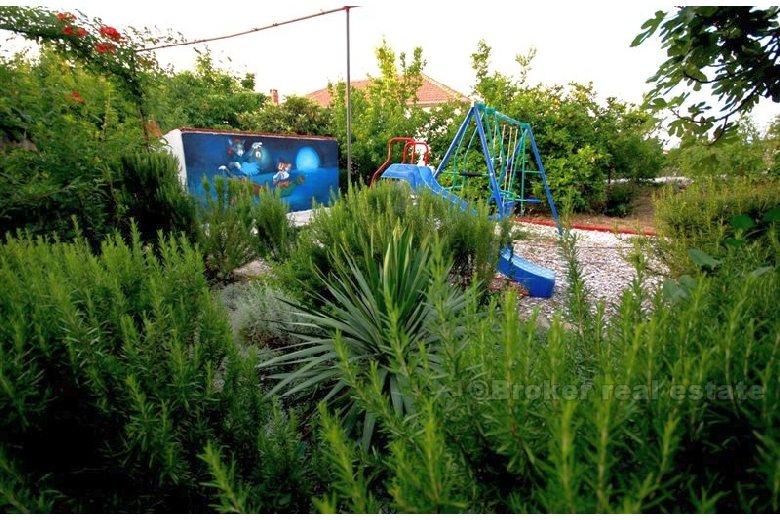 Huset / Villa med havutsikt - øya Brac