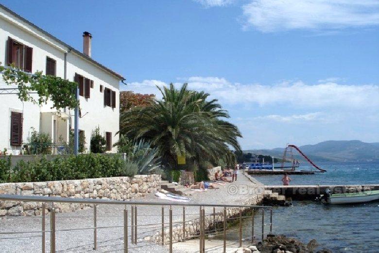 Rodinný dům / Villa - první řadě u moře - oblast Zadar