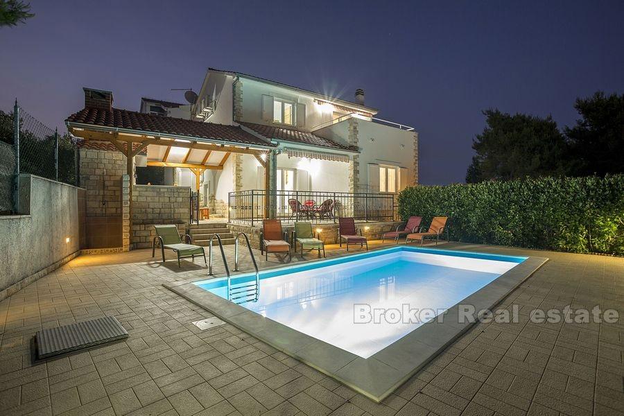 Ile de Solta, belle villa avec piscine