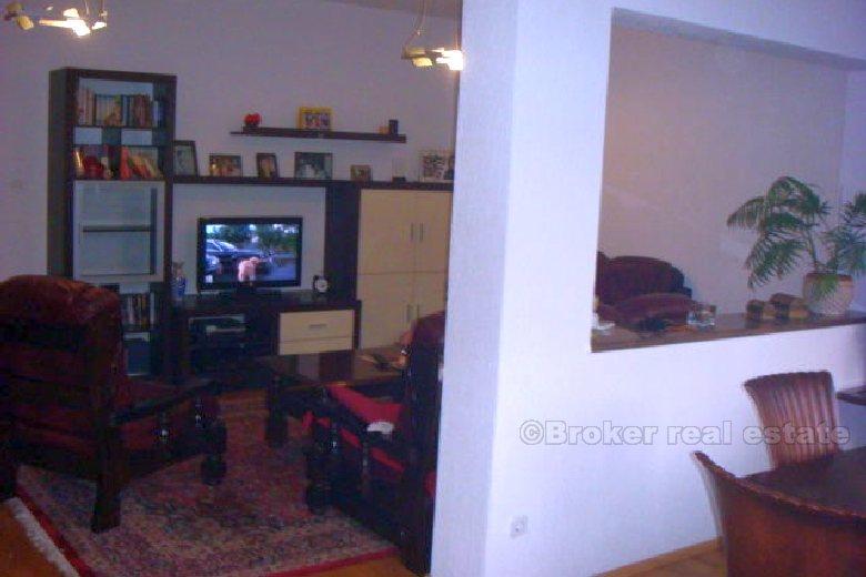 Casa con vista mare - zona Zara