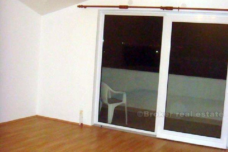 Casa con vista mare - zona Zara