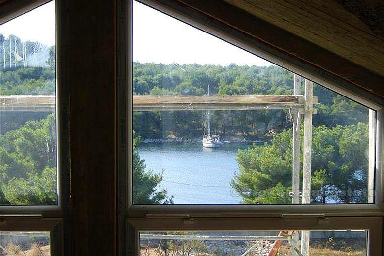House - Sibenik area - First row to the sea