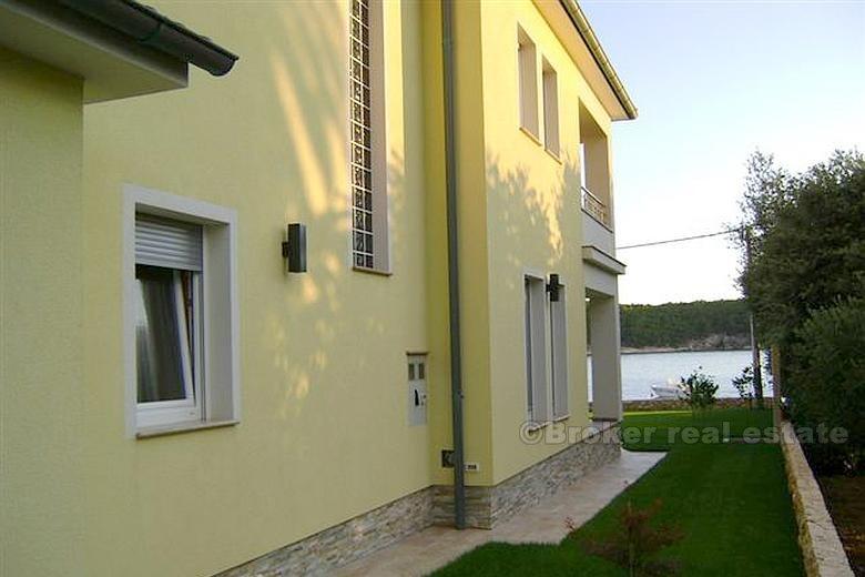 Villa - øya of Rab - Først rå til sjøen