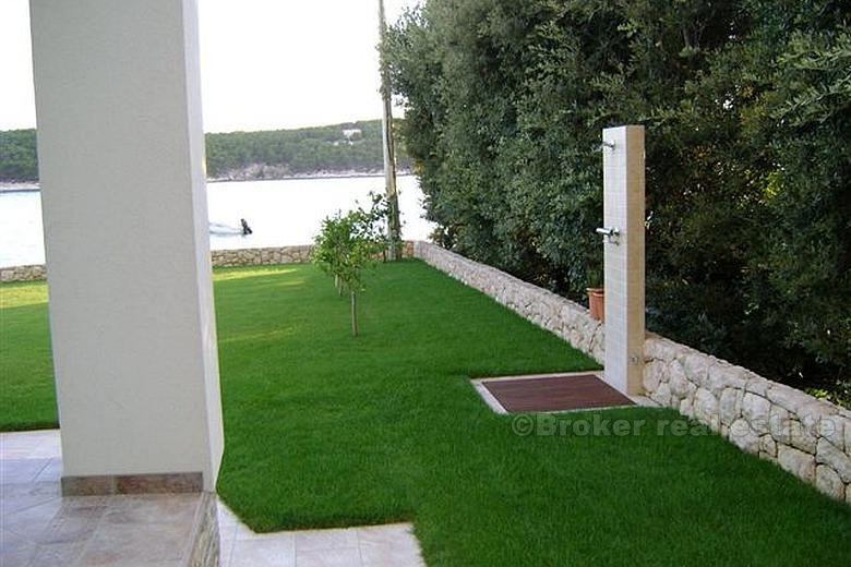 Villa - øya of Rab - Først rå til sjøen