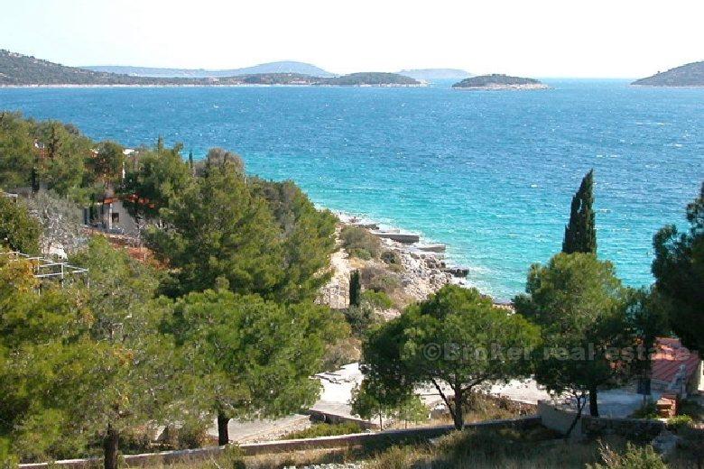 Rogoznica, apartment house with the sea view