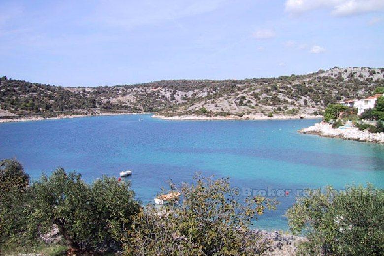 Rogoznica, apartment house with the sea view