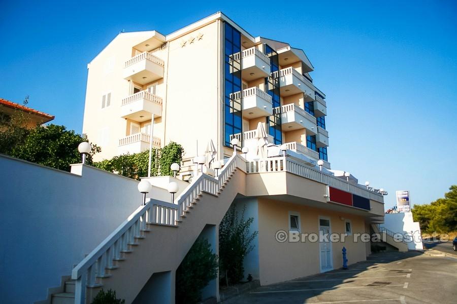 Hotel with sea view - Trogir area