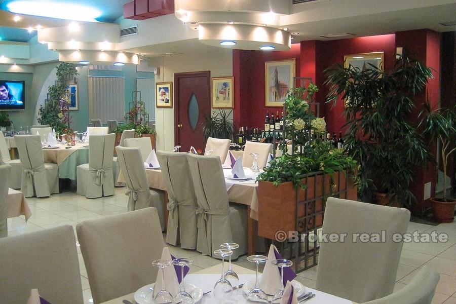 Hotel with sea view - Trogir area