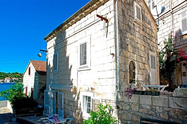 Kuća - na otoku Korčuli