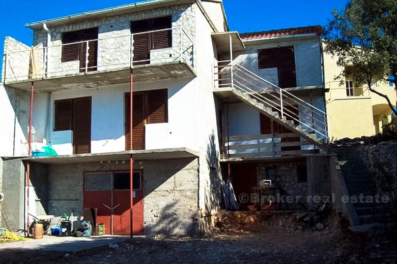 Парный дом - остров Шолта