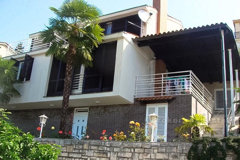 Casa con splendida vista mare - zona di Pula