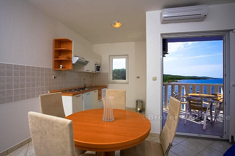 7 appartements nouvellement construits - sur l'île de Brac