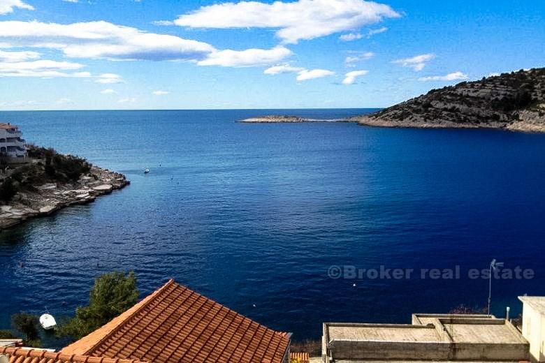 Kuća s pogledom na more - područje Rogoznice