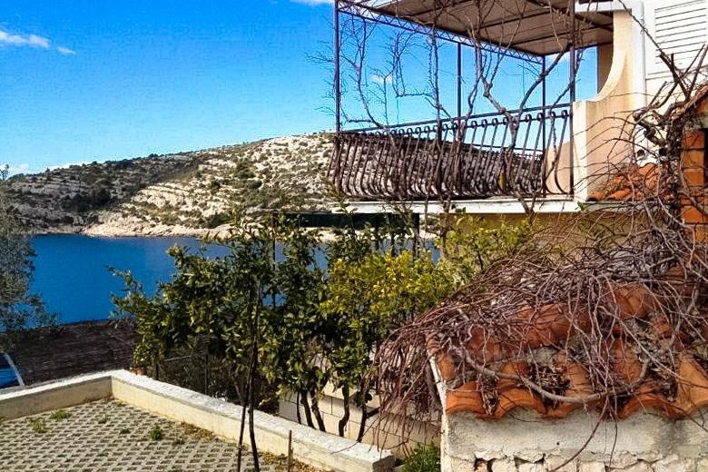 Kuća s pogledom na more - područje Rogoznice