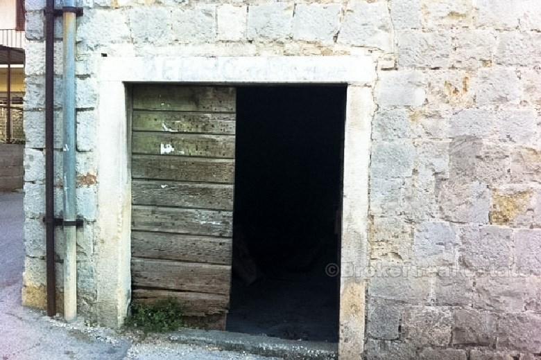 Vieille maison en pierre - Kastela