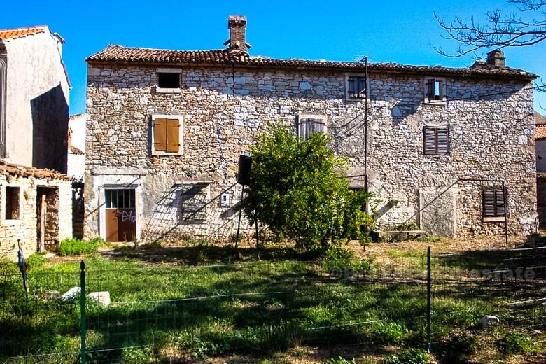 Autentisk hus - Pula