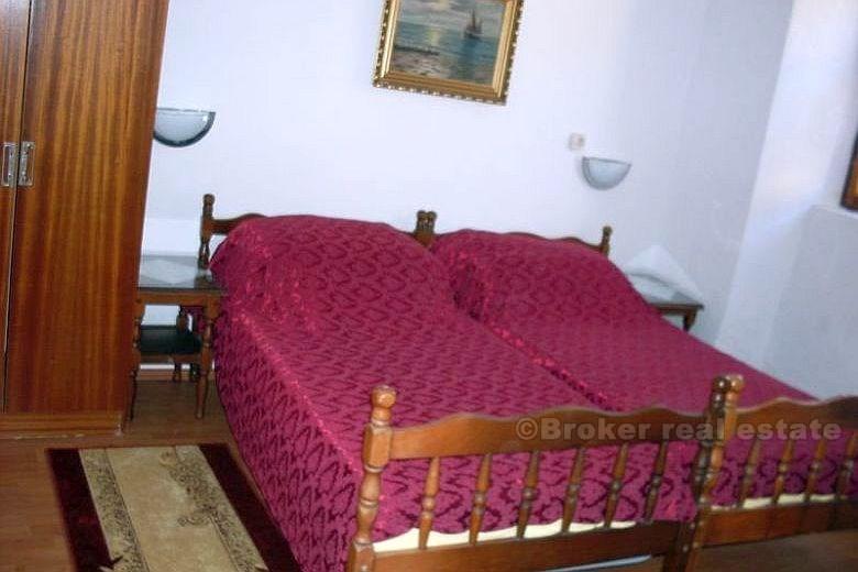 Pelješac - dům na 4 podlažích ve vysokém standardu