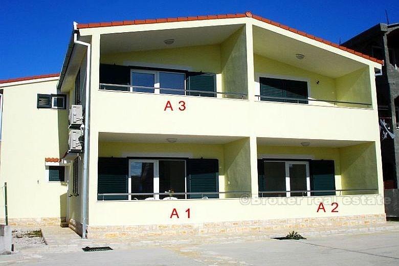 Primošten - Dva apartmana s pogledom na more