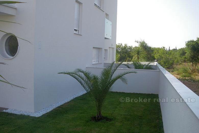 Île de Pag - appartements duplex et triplex de haute qualité