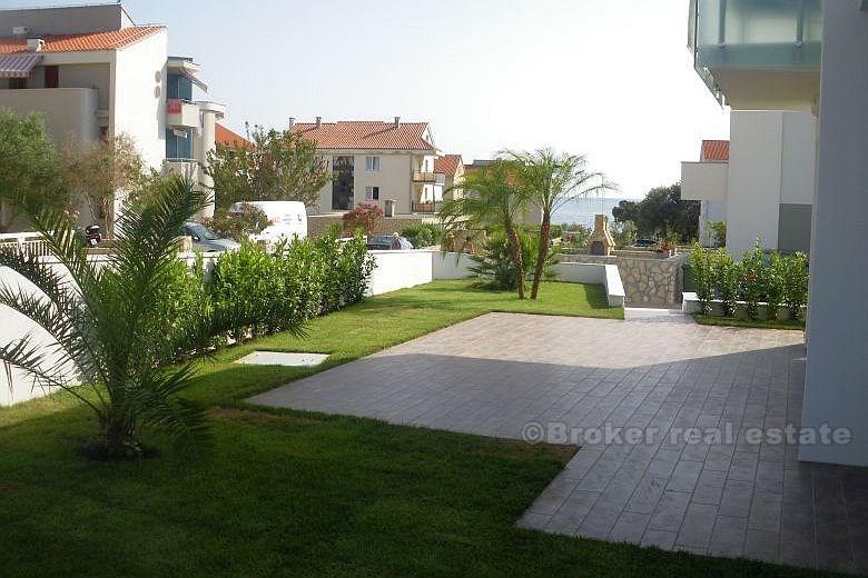 Île de Pag - appartements duplex et triplex de haute qualité