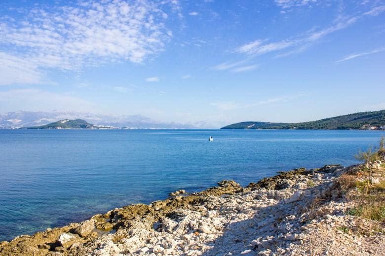 Wyspa Ciovo - Stary dom nad morzem