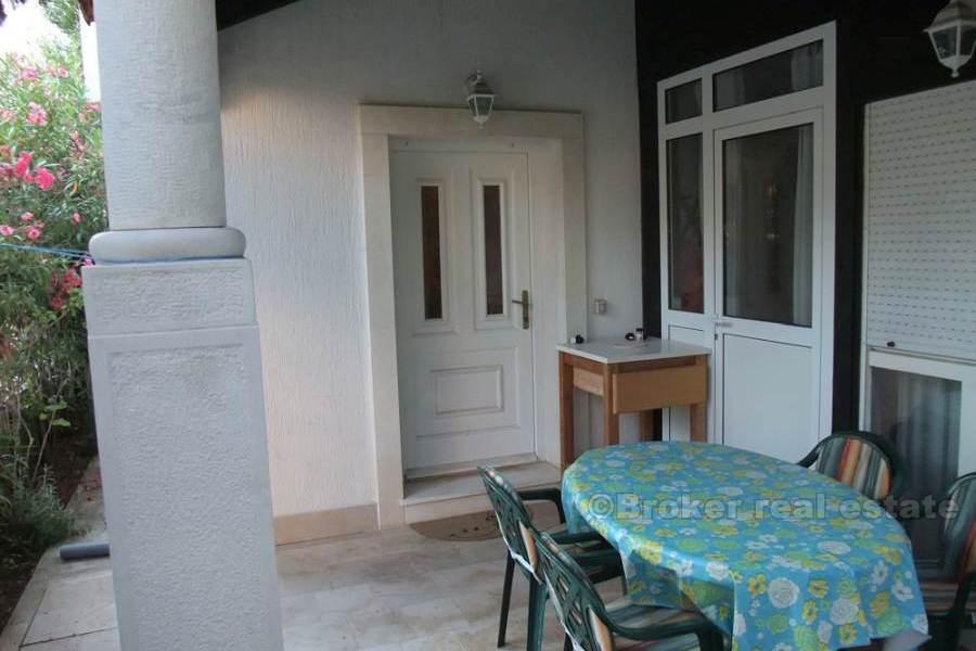 L'île de Brac - Appartement à deux chambres avec jardin