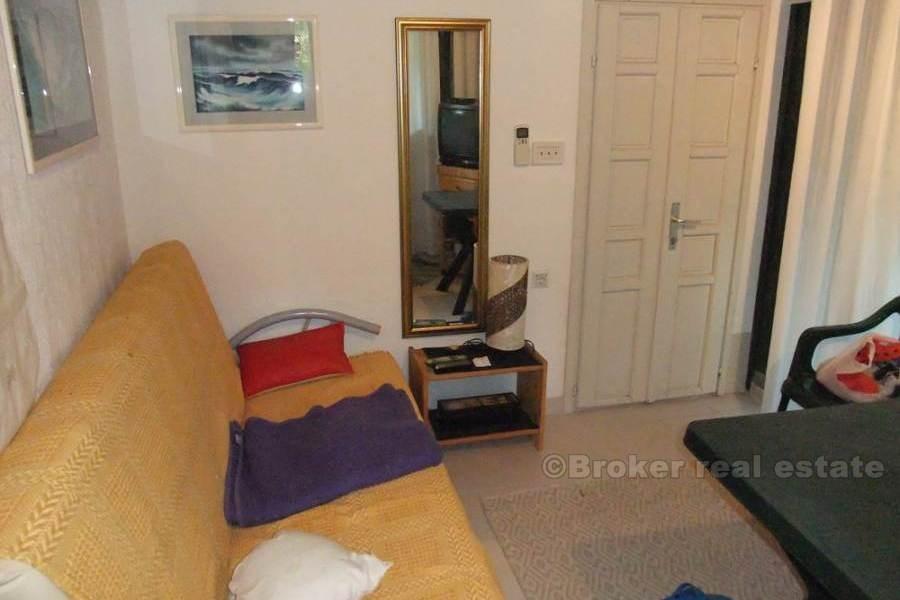 L'île de Brac - Appartement à deux chambres avec jardin