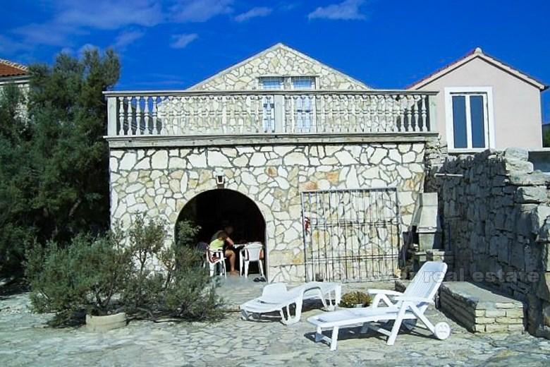 Île de Murter - Maison en bord de mer sur 2 étages
