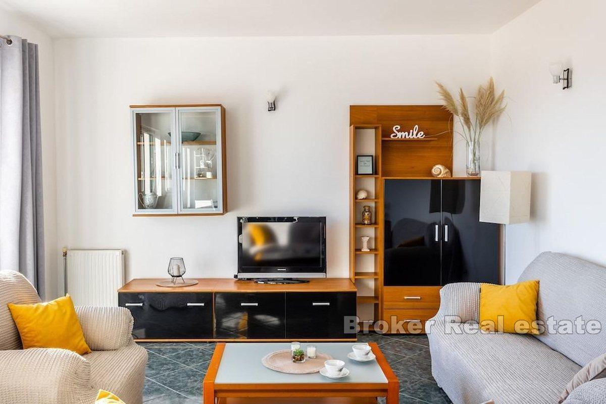 Севід - Дом / Вилла в 3 этажа с ресторанами и бассейном