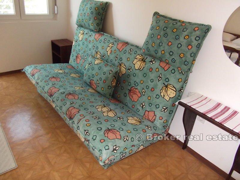 Sibenik area - House with 9 apartments 50 meters from sea