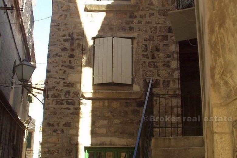 Trogir - Dom w centrum z miasta