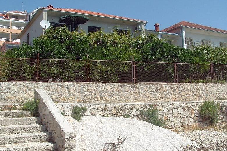 Région de Trogir - Maison en bord de mer sur l'emplacement très attrayant