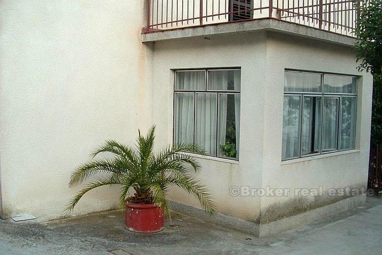 Région de Trogir - Maison en bord de mer sur l'emplacement très attrayant