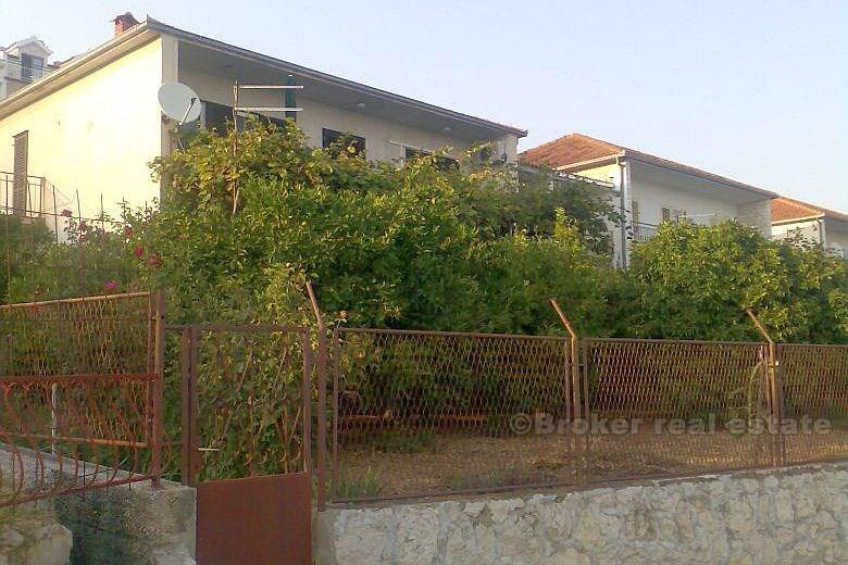 Région de Trogir - Maison en bord de mer sur l'emplacement très attrayant