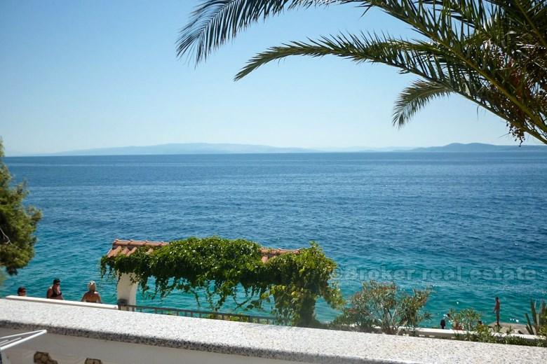 Wyspa Ciovo - Dom przy morzu na 3 piętrach