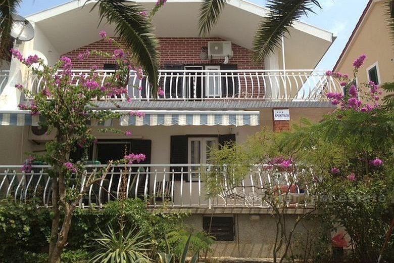 Rogoznica - En tomannsbolig ved sjøen